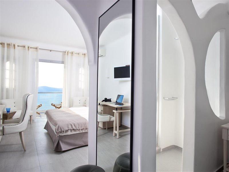 Belvedere Suites Φηροστεφάνι Εξωτερικό φωτογραφία